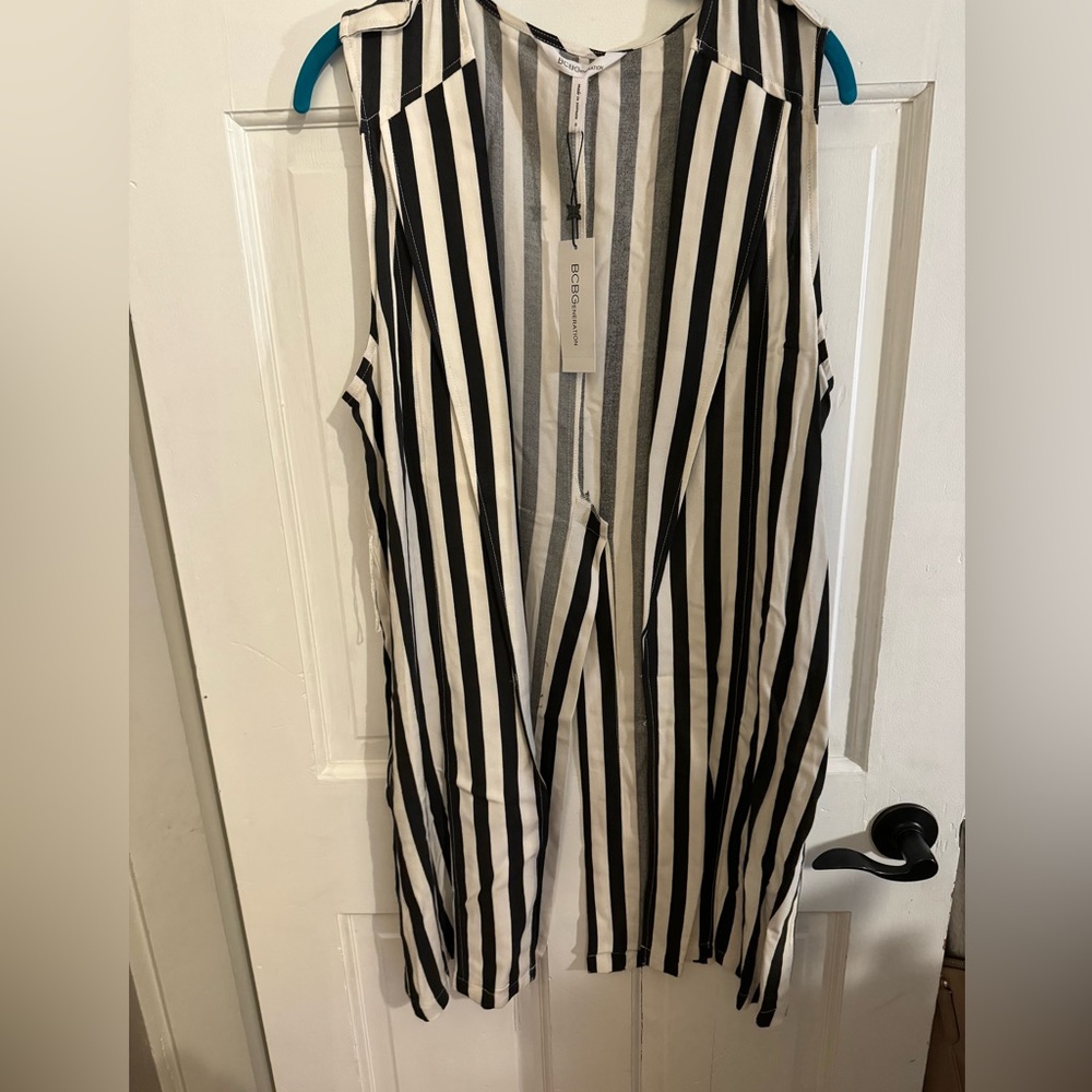 BCBG stripe vest